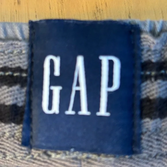 GAP Gray Cargo Relaxed Fit Joggers - Picture 10 of 11
